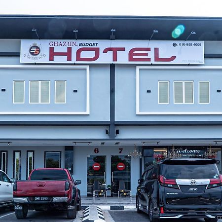 Ghazrins Desaru Hotel Pengerang Exterior photo